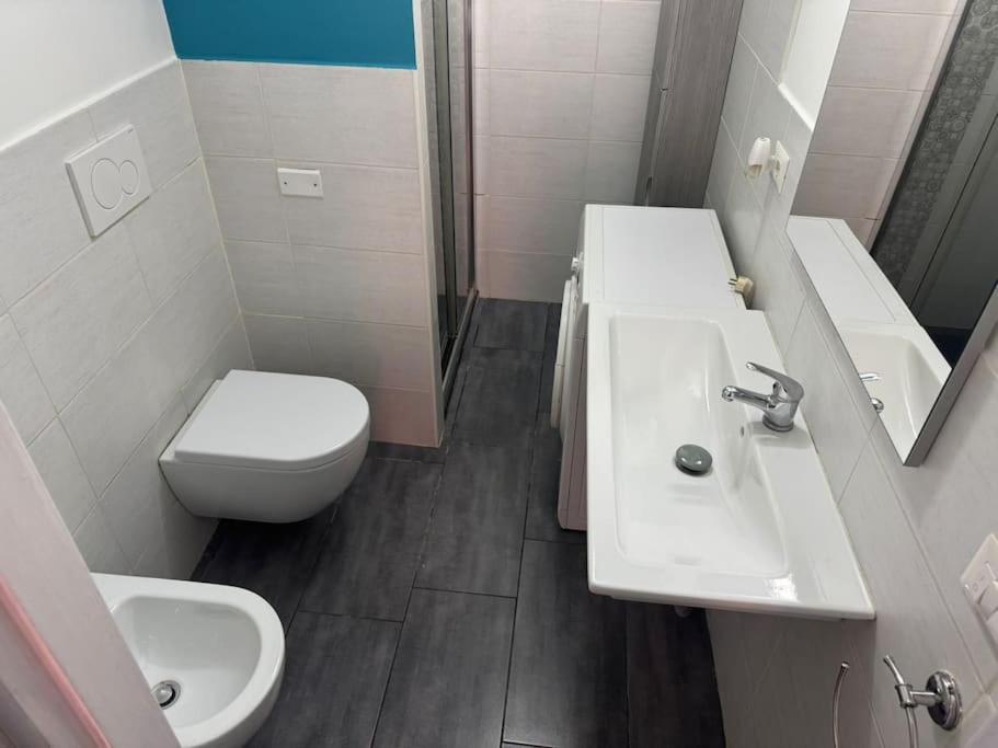 Fenty 2 San Lorenzo Apartment Rom
